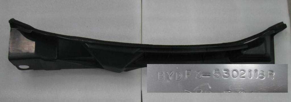картинка УПЛОТНИТЕЛЬ ПЕРЕДНЕГО ПРАВОГО КРЫЛА F-3, F3R (ПЛАСТИК)  10255271-00