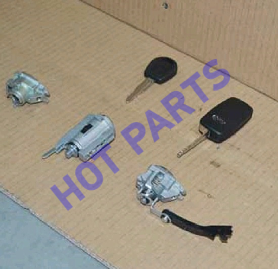 картинка КОМПЛЕКТ ЛИЧИНОК ЗАМКОВ С КЛЮЧАМИ  T11-9BM6105100DJ